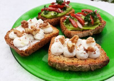 Image de bruschettas au chèvre frais